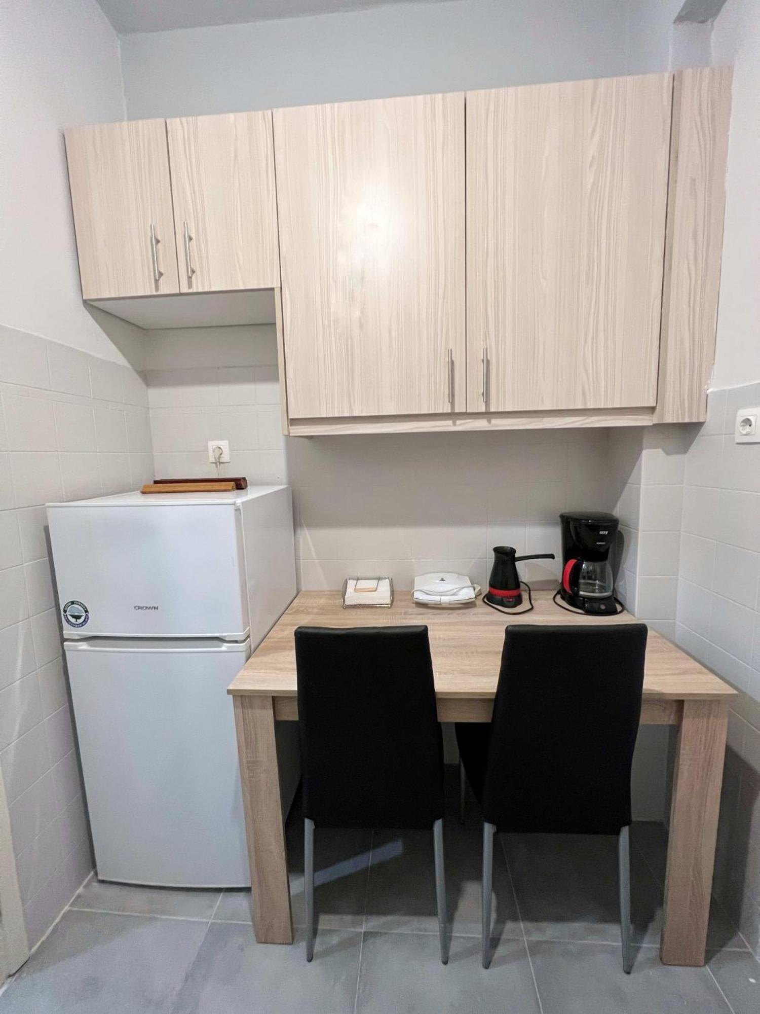Central Apartment 3' To Metaksourgio Metro Station Atina Dış mekan fotoğraf